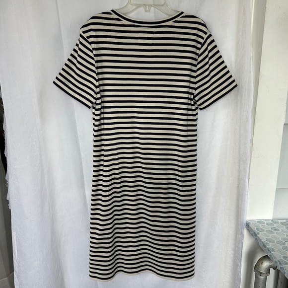 3/$20 💥 Lou & Grey T-Shirt Dress Short Sleeve Cream & Navy Stripe Print Cotton - Picture 6 of 15